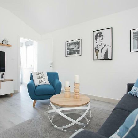 Apartment Movie Primosten Bagian luar foto